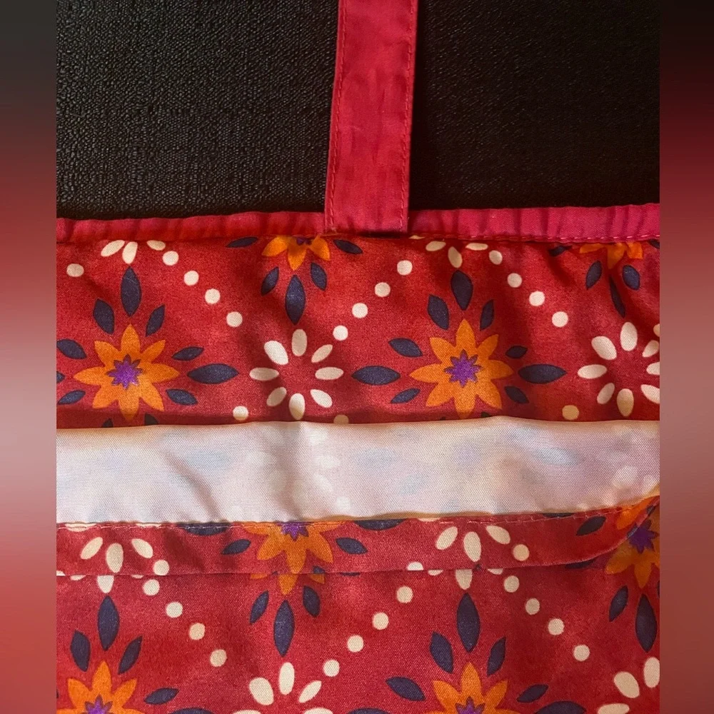 Pioneer Woman King Sham 1x Red White Multi-Color Floral Missing One Tie
